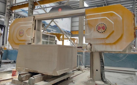 Qualität  Diamond Wire Saw Within Max Processing Size 2000*3000*1500mm And Gross Weight 5500kg usine