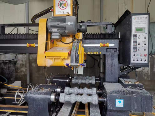 Qualität  PLC / CNC Four Pcs Baluster Cutting Machine For Pillar，column Base And Column Caps Roadblock usine