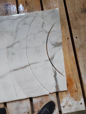 Brückenschneidemaschine mit 4 Achsen