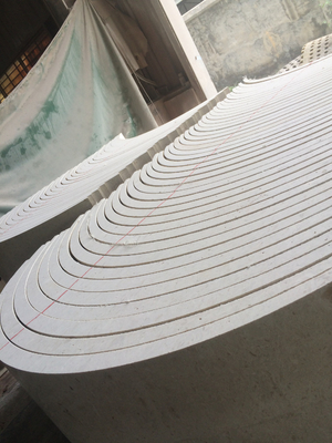 Schnittmaschine für Säulenplatten