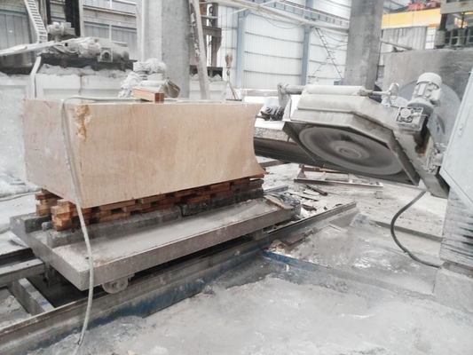 CNC-Säulenprofilmaschine Kreisplatten-Stein-Schneidemaschine
