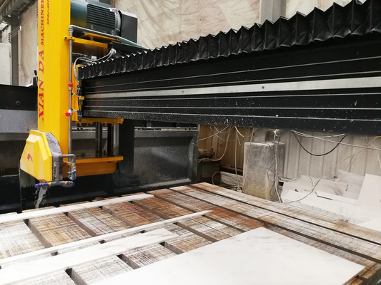Schneidgeschwindigkeit Hochgeschwindigkeits-Steinplatten-Schneidemaschine Infrarotbrücken-Schneidemaschine