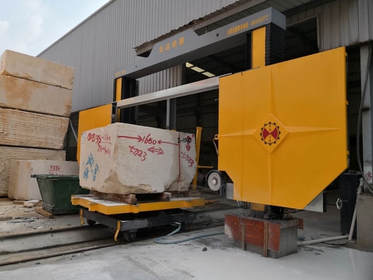 CNC-Diamantdrahtsägemaschine für speziell geformten Stein