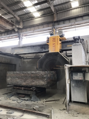 Wasserverbrauch 15m3/h Blockschneidemaschine für Granit und Marmor Bruttoleistung 57/67kw