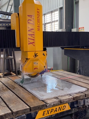 Hochpräzision 4-Achsen-Brücken-Steinplatten-Schneidmaschine für Ventilator-Platten und spezielle geformte Randprofile