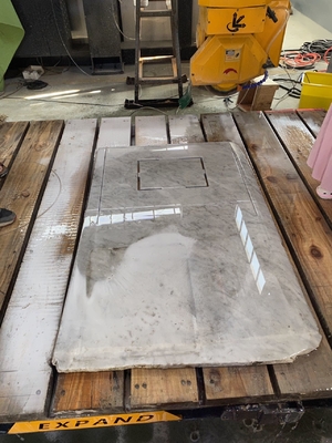 Hochpräzision 4-Achsen-Brücken-Steinplatten-Schneidmaschine für Ventilator-Platten und spezielle geformte Randprofile