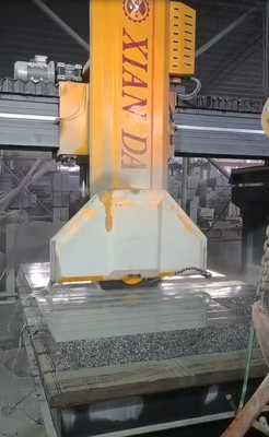 Maschine zum Schneiden von Steinplatten mit vier Spalten mittlerem Block mit doppeltem Hydraulikzylinder