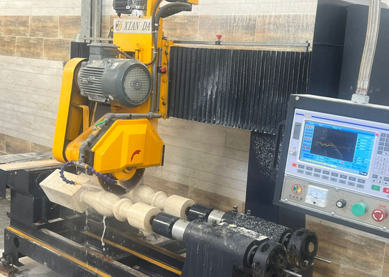 Hocheffiziente CNC-Schneidmaschine für Kingpost, Straßensperre