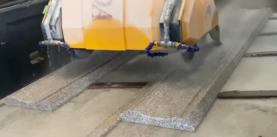 Rohes Schneiden und Feinschleifen 3 Achsen Lineare Stein Schneidmaschine für quadratische Geländer