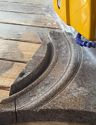 5 Achsen CNC-Brücken-Schneidemaschine mit mehreren Funktionen für 3D-Formen