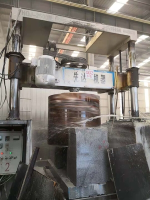 Hocheffiziente Vierzylinder-Gantry-Stein-Schneidmaschine für Säulenplatten
