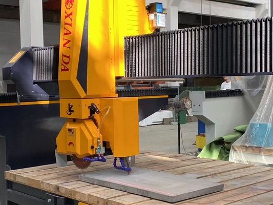 Anpassungsfähige CNC-Brücken-Schneidmaschine für spezielle Formen