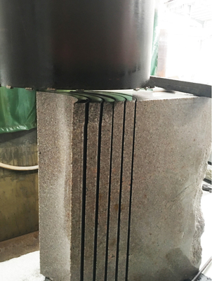 Hocheffiziente Vierzylinder-Gantry-Stein-Schneidmaschine für Säulenplatten