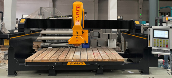 Xianda Brückensäge Schneidmaschine für Profiling automatische Tischbewegung