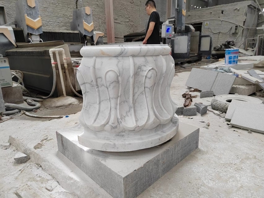 Xianda 4-Achsen-Hochpräzisions-CNC-Schnitzmaschine mit 0,02 mm Positionierungsgenauigkeit und 5,5 kW Spindelleistung