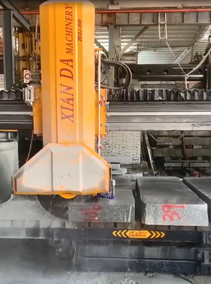 Wasserverbrauch 3 m3/h Xianda Steinplatten-Schneidmaschine für das präzise Schneiden