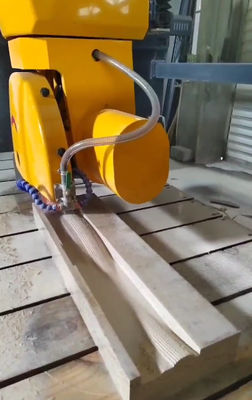 5 Achsen Brückensäge Schneidmaschine mit automatischer Tischbewegung Wechselstromversorgung und 15kw Hauptstrom