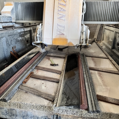 Einfache Wartung Steinprofil Schneidemaschine mit Blade Diameter Bereich 400-700mm