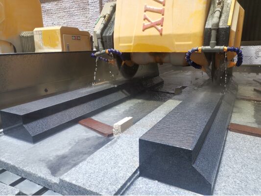 Hochtiefe CNC-Steinkante Schneidmaschine Hochgeschwindigkeit für Marmor