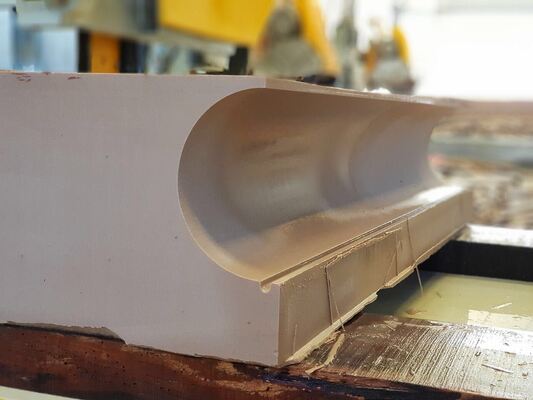 4-Achsen CNC Diamantdrahtsägemaschine mit 360° Servo-Drehtisch