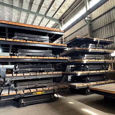 5-Achsen CNC-Brückensäge Stein-Schneidemaschine Fliesenschneider Hochpräzise 32KW 120MM Schnittstärke Getriebelager