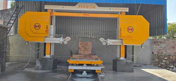 Intelligente CNC-Diamantdrahtsäge Stein-Schneidemaschine Lager Vierfach-Spindel-Verbindung Hohe Stabilität Motor Hohe Sicherheit für Granit