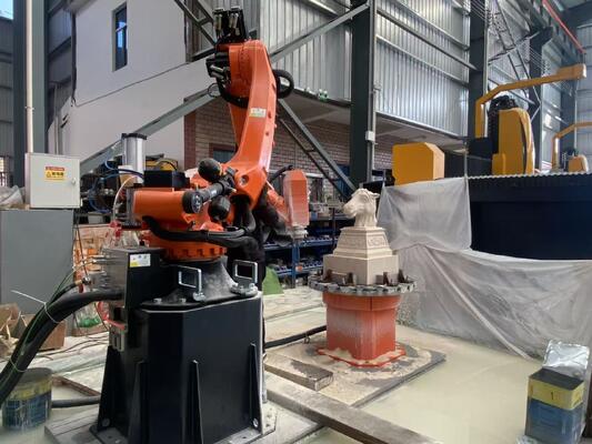 6-Achsen-CNC-Roboter-Stein-Schneidemaschine mit interpolierter Steuerung und BT40 Spindel für die großflächige Schnitzerei bis 3100 mm