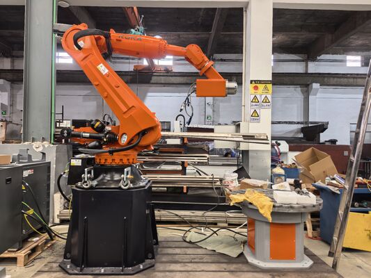 6-Achsen-CNC-Roboter-Stein-Schneidemaschine mit interpolierter Steuerung und BT40 Spindel für die großflächige Schnitzerei bis 3100 mm