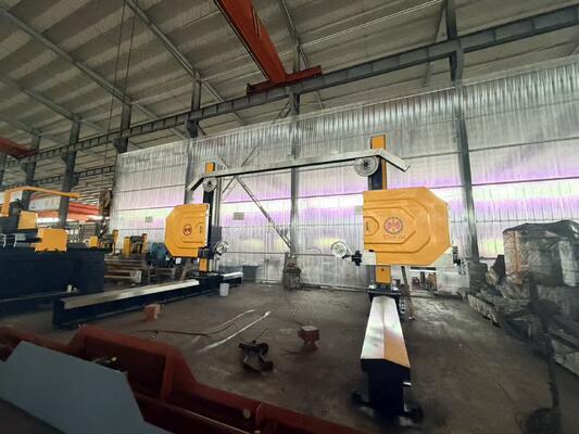 Portal-bewegliche Diamantdrahtsäge mit einer maximalen Bearbeitungsgröße von 3500*3500*2200 mm und CNC/PLC-Steuerung für hochpräzises Steinschneiden