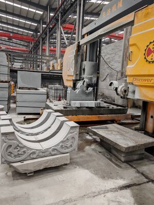 CNC-Diamantdrahtsäge mit Vierspindelverbindung für maximale Verarbeitungsgröße 3000x2000x1500mm, CE- und ISO9001-zertifiziert