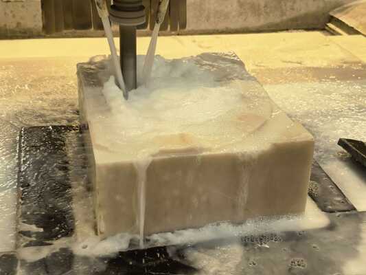 Schwerlast-Fünf-Achsen-Stein-CNC-Router für Naturstein-Figurenschnitzerei