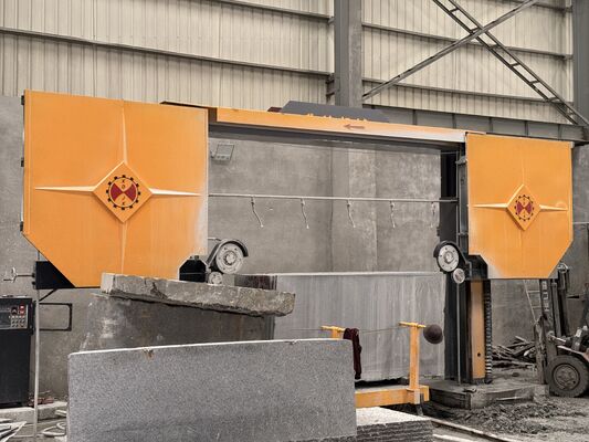 PLC-Steuerung Diamantdrahtsäge Maschine für Granitmarmor mit 3500x3500x1800mm Max Verarbeitung Größe und 15KW Hauptmotor