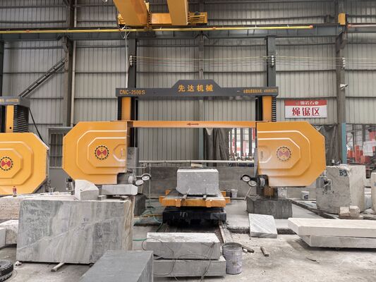 XIANDA CNC-2500SA Hochpräzisions-CNC-Diamantdrahtsäge mit 20 Tonnen Lastkapazität und 360-Grad-Servo-Rotationstisch für Steinprofiling