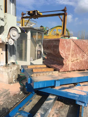 5-Achs-CNC-Diamantdrahtsäge für Granit- und Marmorschneiden mit einer Bearbeitungsgröße von 2600 × 3000 × 1500 mm