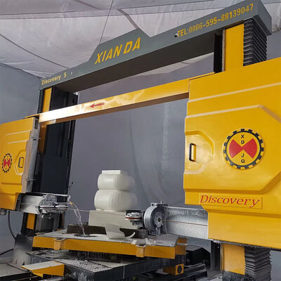Industrielle 5-Achsen-CNC-Diamantdrahtsägemaschine für die Bearbeitung von Architektursteinen und Denkmälern