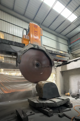 Maschine zum Schneiden von Granitblöcken mit hoher Geschwindigkeit mit einem Maximaldurchmesser von 2800 mm