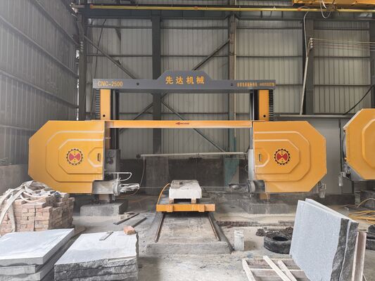 4-Achsen-CNC-Diamantdrahtsägemaschine mit maximaler Bearbeitungsgröße von 2500*3000*1500 mm und hochpräzisem Untersetzungsgetriebe & Servomotor
