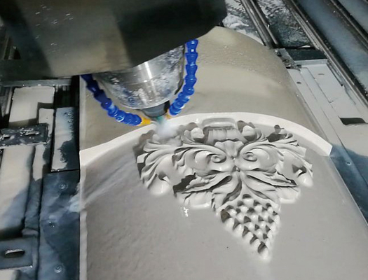 Der 4 Achsen-Ausschnitt-der Stein, der CNC-Router für Zylinder schnitzt, wendet Schreibtisch-Beine ein